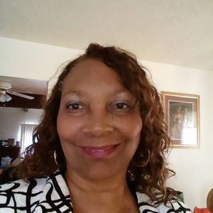 Meet your Posher, Debbi